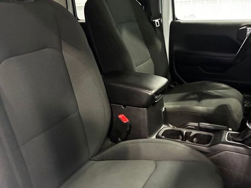 Used 2021 Jeep Wrangler Unlimited Sport AWD/4WD image 31