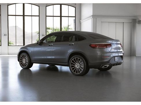 Used 2023 Mercedes-Benz GLC 300 4MATIC Coupe image 31