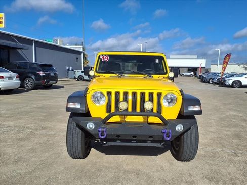 Used 2019 Jeep Wrangler Unlimited Sport S AWD/4WD image 7