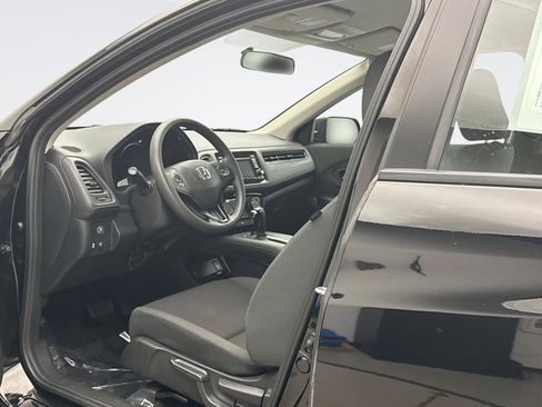 Used 2021 Honda HR-V LX image 10
