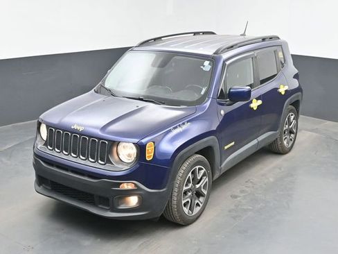 Used 2017 Jeep Renegade Latitude w/ Popular Equipment Group FWD image 15