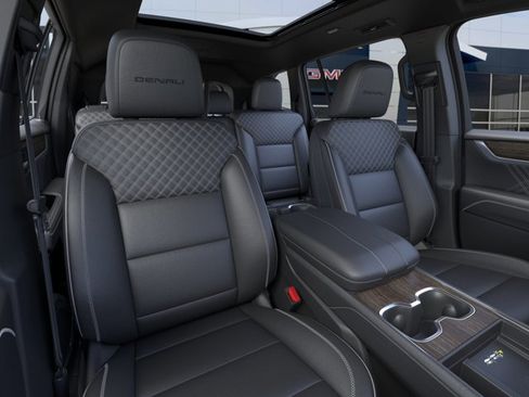 New 2026 GMC Acadia Denali w/ Super Cruise Package AWD/4WD image 16