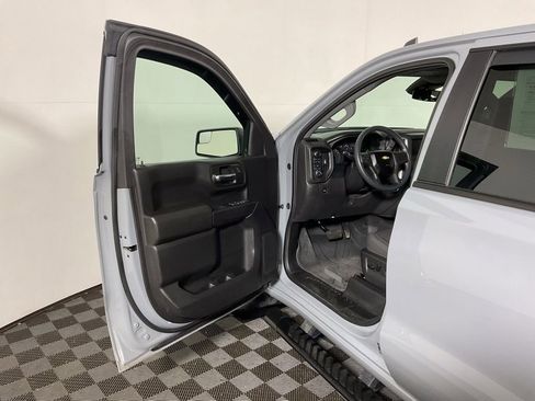Used 2024 Chevrolet Silverado 1500 Custom w/ LPO, Dark Essentials Package AWD/4WD image 17