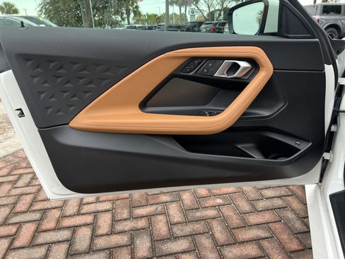 Used 2025 BMW 230i Coupe w/ Convenience Package image 14