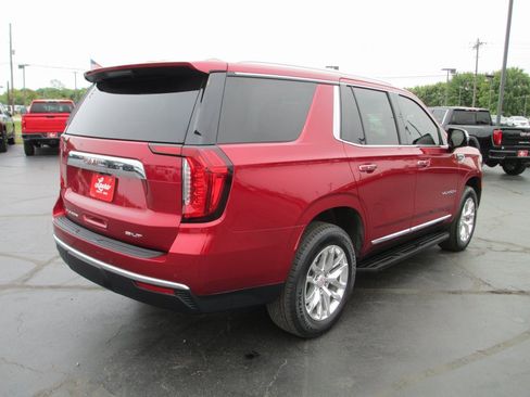 Certified 2023 GMC Yukon SLT w/ SLT Luxury Package image 5