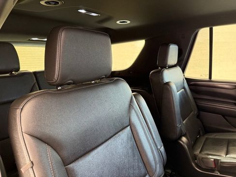 Used 2022 Chevrolet Tahoe LT RWD image 17