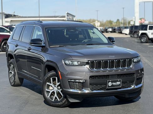 Used 2023 Jeep Grand Cherokee L Limited image 4