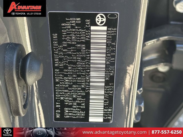 Certified 2026 Toyota Corolla SE w/ SE Package FWD image 38
