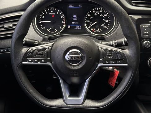 Used 2021 Nissan Rogue Sport S FWD image 12