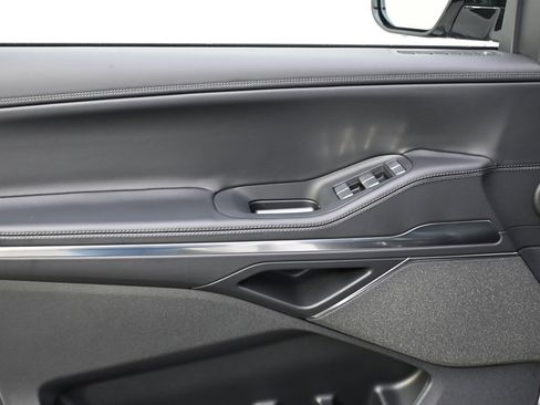 New 2025 Lincoln Navigator Reserve w/ Jet Appearance Package image 23