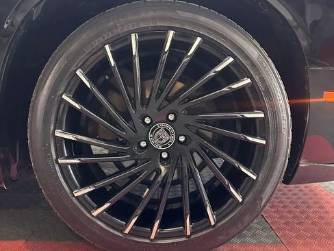 Used 2018 Dodge Challenger SXT RWD image 30