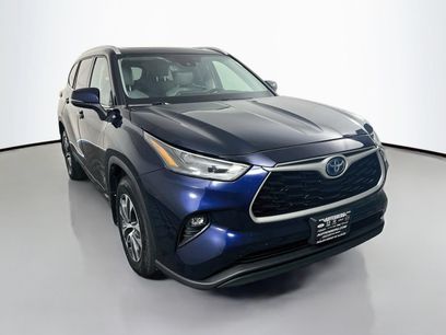 Used 2022 Toyota Highlander XLE