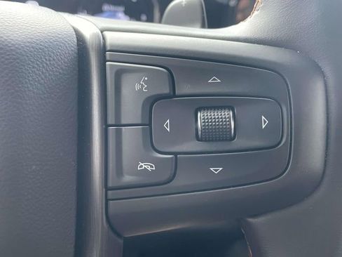 Used 2025 GMC Sierra 1500 AT4 w/ AT4 Premium Package image 25