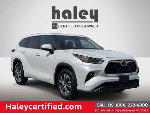 Used 2023 Toyota Highlander XLE FWD image 1