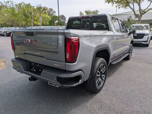 Used 2023 GMC Sierra 1500 AT4 w/ AT4 Premium Package AWD/4WD image 4