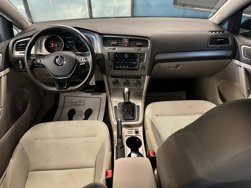 Used 2016 Volkswagen Golf S FWD image 9