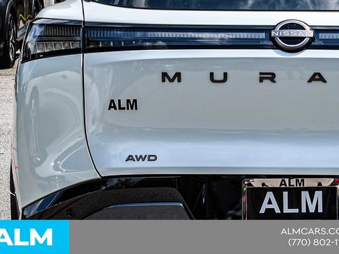 Used 2025 Nissan Murano Platinum w/ Cargo Package AWD/4WD image 13