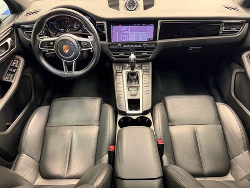 Used 2021 Porsche Macan AWD/4WD image 29
