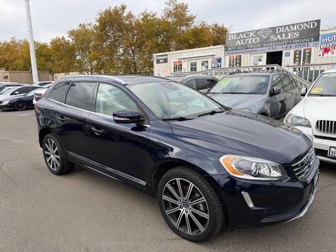 Used 2016 Volvo XC60 T5 Platinum image 1