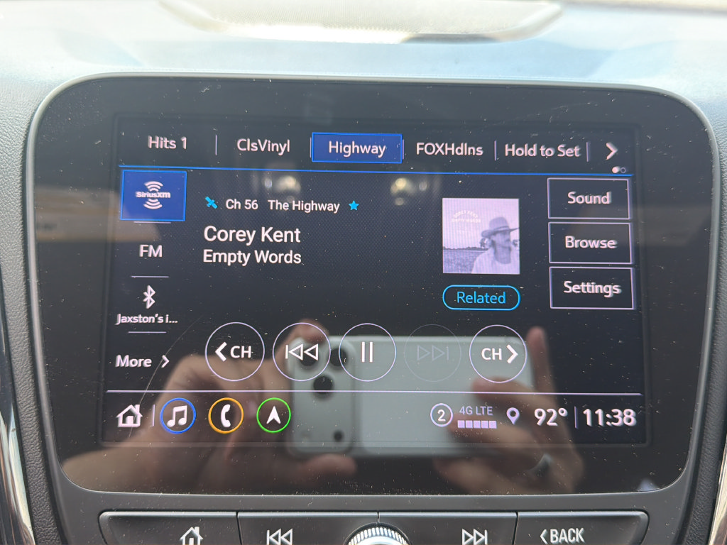 Used 2022 Chevrolet Equinox RS w/ RS Leather Package FWD image 40