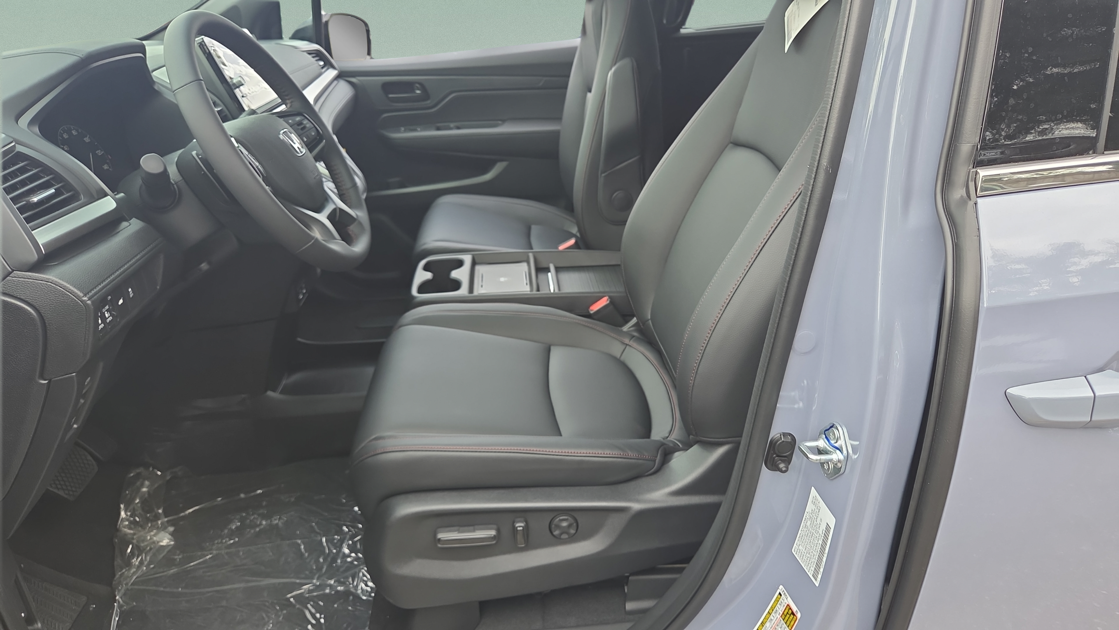 New 2027 Honda Odyssey Sport-L image 9