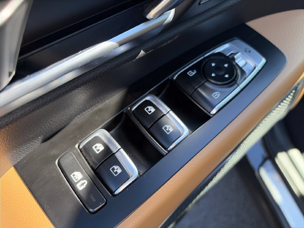 Used 2020 Kia Telluride SX FWD image 18