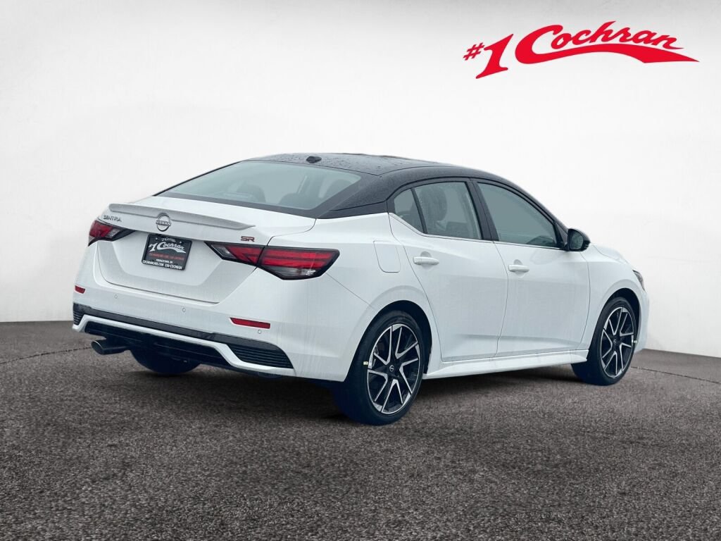 Used 2025 Nissan Sentra SR FWD image 6
