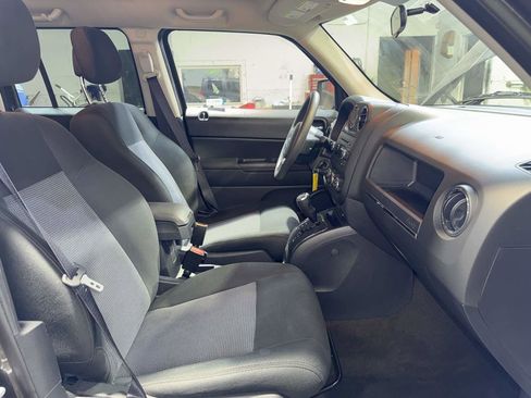 Used 2015 Jeep Patriot Sport w/ Power Value Group image 24