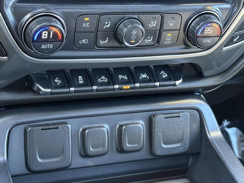 Used 2016 Chevrolet Silverado 1500 LTZ Z71 w/ LTZ Plus Package image 12