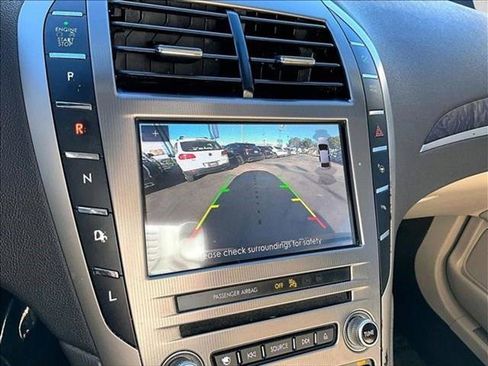 Used 2020 Lincoln MKZ Reserve image 23