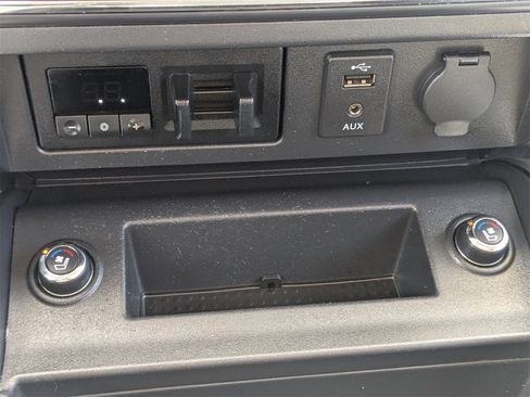 Used 2018 Nissan Titan PRO-4X image 23