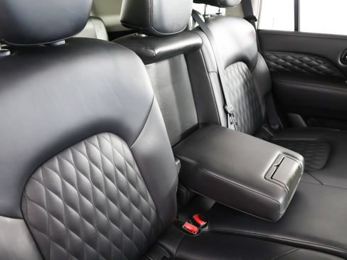Used 2019 INFINITI QX80 Luxe AWD/4WD image 35