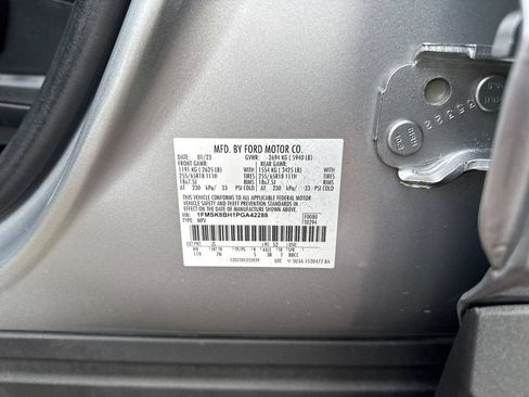 Used 2023 Ford Explorer 4WD image 30