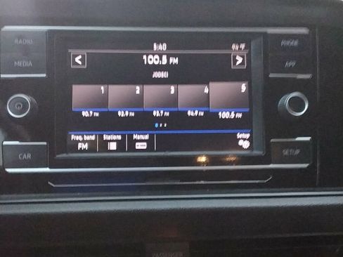 Used 2019 Volkswagen Jetta R-Line FWD image 15