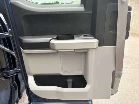 Used 2018 Ford F150 Lariat w/ Equipment Group 502A Luxury RWD image 13