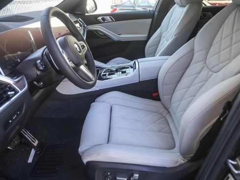 Used 2026 BMW X6 xDrive40i w/ Premium Package AWD/4WD image 14