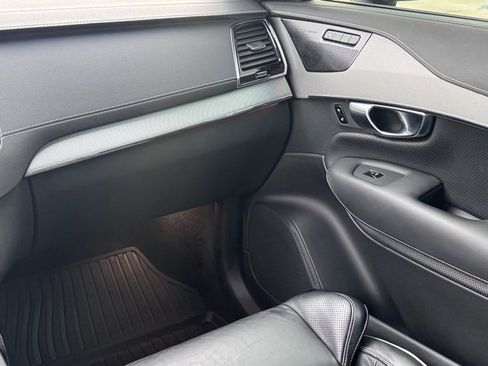 Used 2020 Volvo XC90 T6 R-Design w/ Protection Package Premier image 21