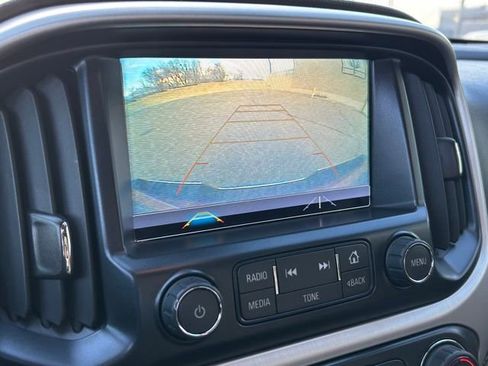 Used 2018 GMC Canyon SLT w/ Driver Alert Package image 32