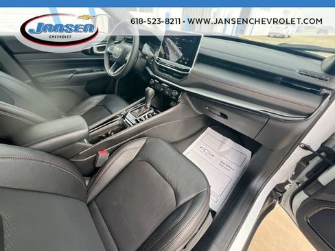 Used 2025 Jeep Compass Trailhawk AWD/4WD image 28