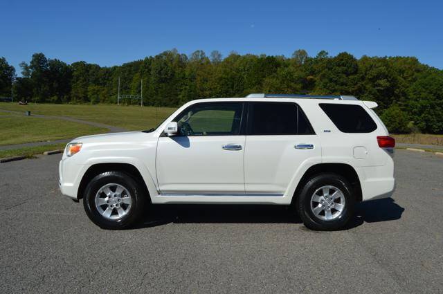 Used 2011 Toyota 4Runner SR5 AWD/4WD image 70