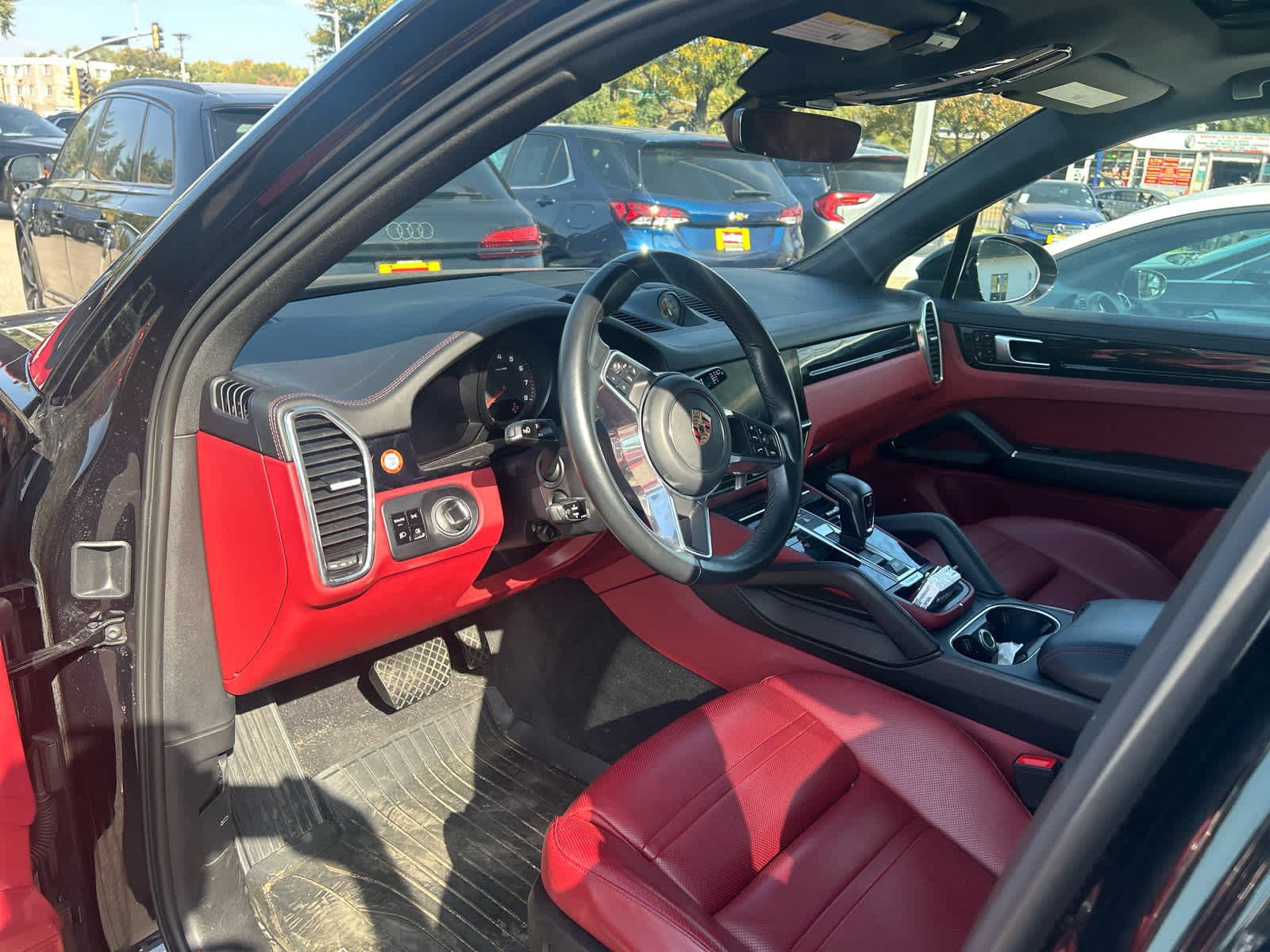 Used 2020 Porsche Cayenne AWD/4WD image 7