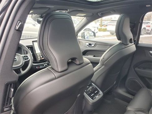 New 2026 Volvo XC60 B5 Ultra w/ Protection Package Premier image 27