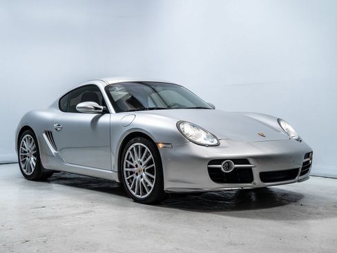Used 2006 Porsche Cayman S image 9