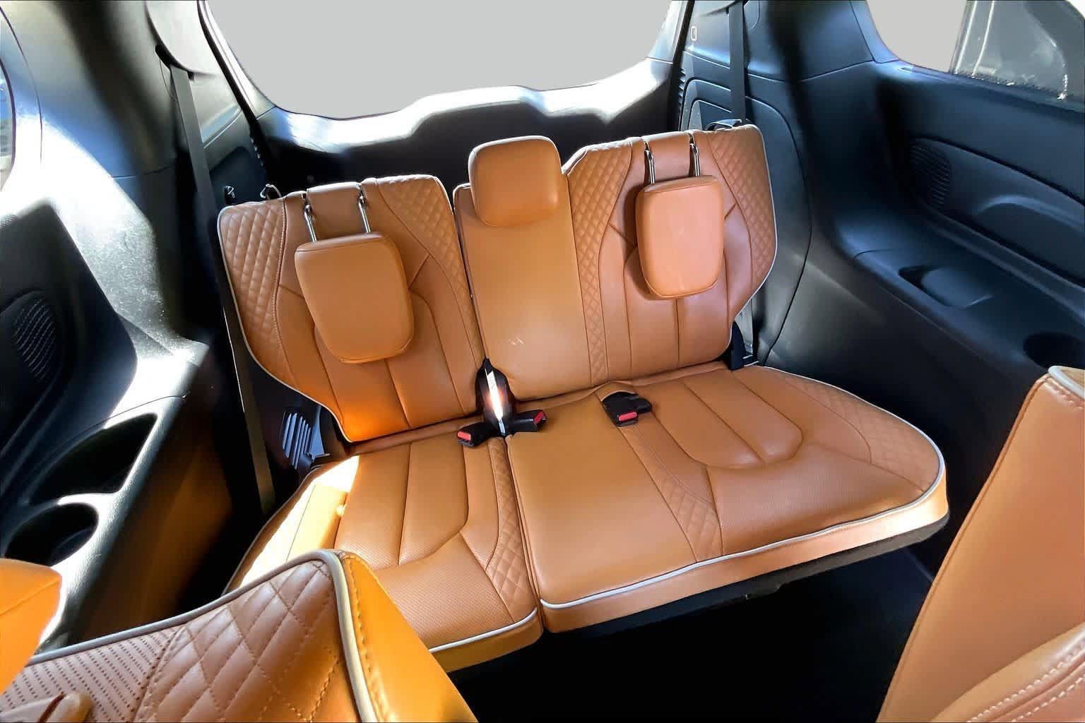 Used 2023 Chrysler Pacifica Pinnacle FWD image 23