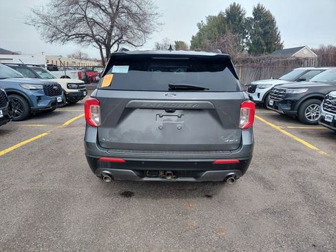 Used 2023 Ford Explorer XLT w/ Equipment Group 202A image 5