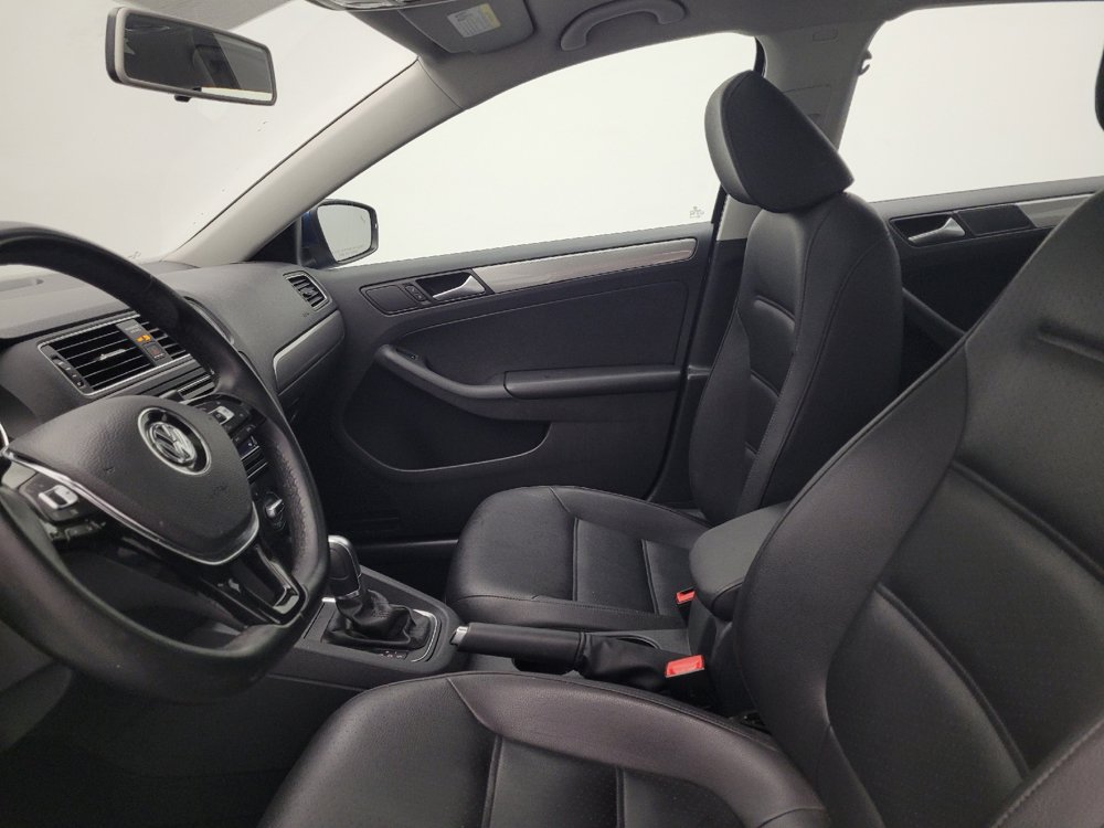 Used 2017 Volkswagen Jetta SE FWD image 17