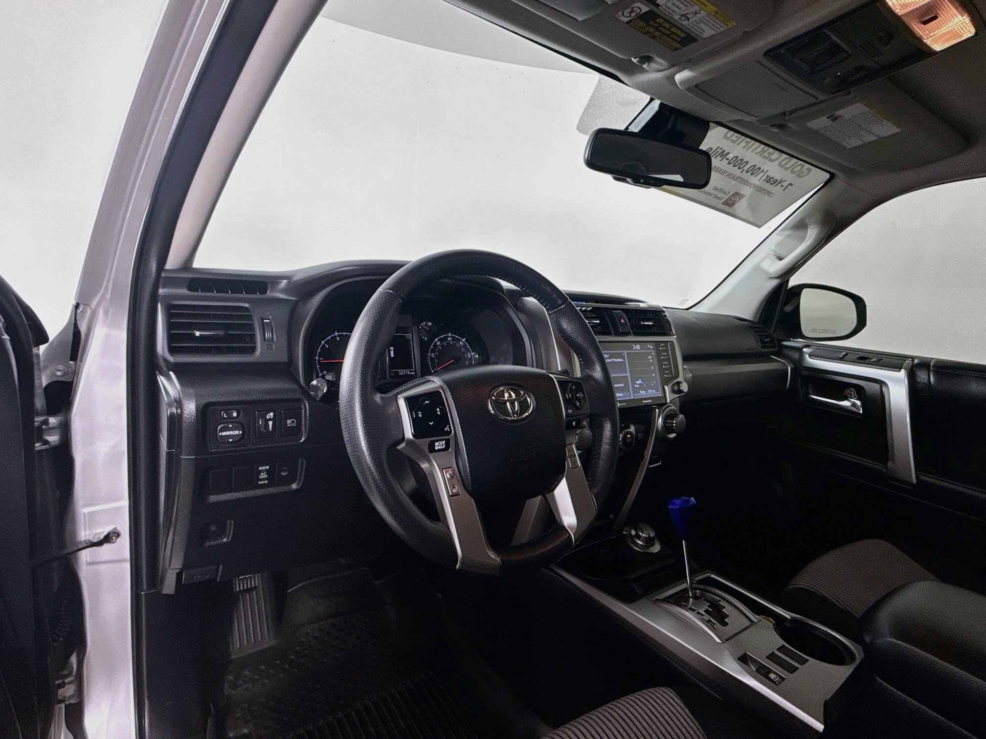 Certified 2022 Toyota 4Runner SR5 AWD/4WD image 10