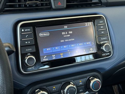 Used 2024 Nissan Versa SV FWD image 15