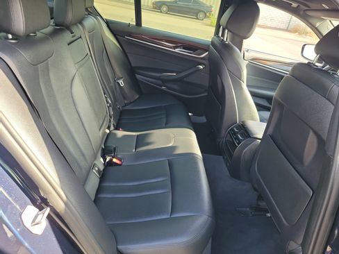 Used 2019 BMW 530e RWD image 25