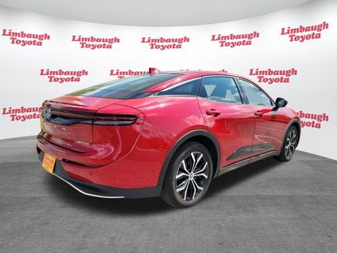 Used 2024 Toyota Crown Limited image 24